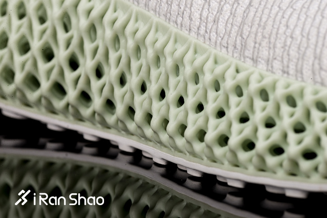 开箱 | 一双属于未来的跑鞋 adidas AlphaEDGE 4D