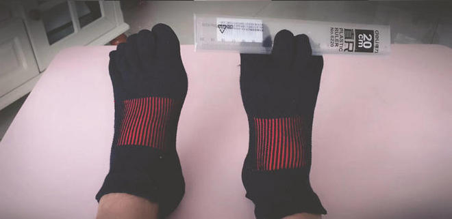 刚穿上感觉怪怪的，半天后就不想脱下来了，GEARLAB 3D压力五指袜评测