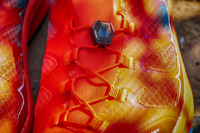 防滑耐磨的混合赛道利器，凯乐石飞翼PRO低帮跑山鞋