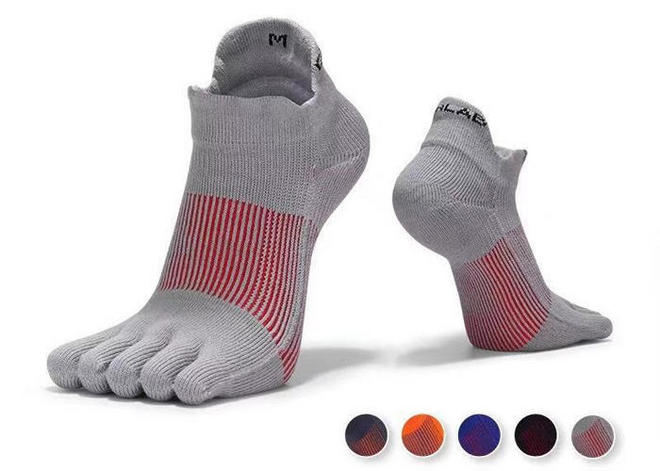 刚穿上感觉怪怪的，半天后就不想脱下来了，GEARLAB 3D压力五指袜评测