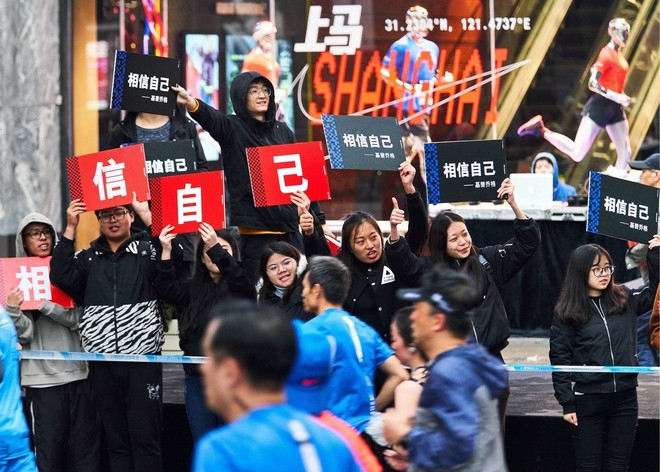 上马全记录 | 一场马拉松的精彩何止六个半小时