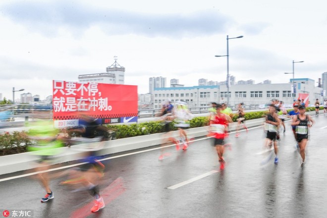 上马全记录 | 一场马拉松的精彩何止六个半小时