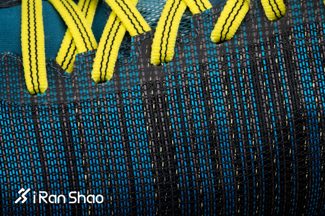 开箱 | 逆潮流的加速度 HOKA ONE ONE EVO Rehi