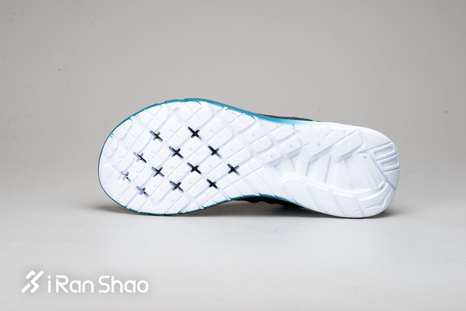 开箱 | 逆潮流的加速度 HOKA ONE ONE EVO Rehi