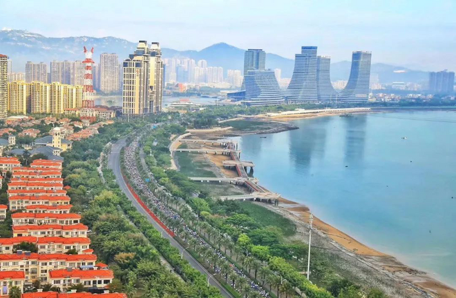 “越跑步，悦青春”丨2018建发厦门（海沧）国际半程马拉松赛圆满落幕