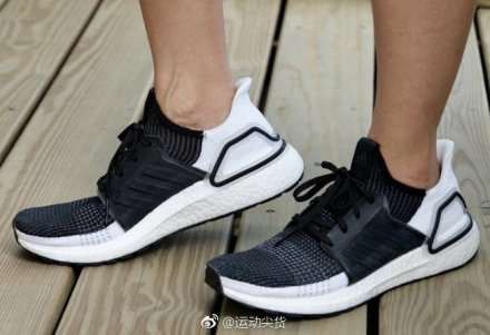 赛道速读 | 李子成越马犯规丢冠  田协出台新规严控马拉松赛道秩序