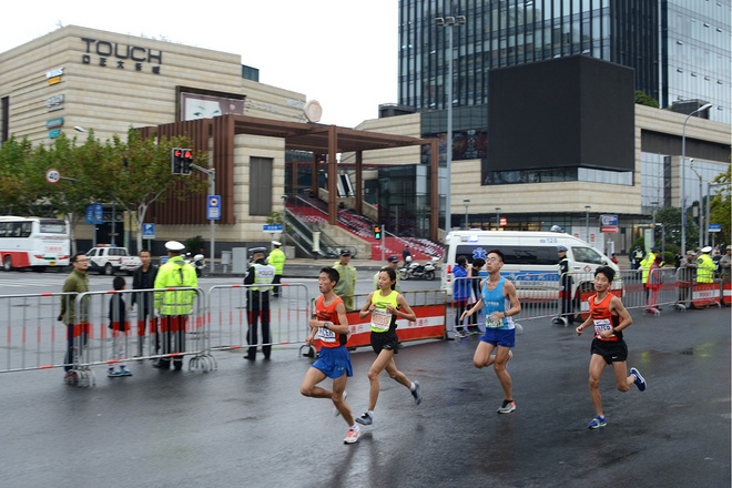 2018上马专访 | 那些跑得飞快的中国面孔