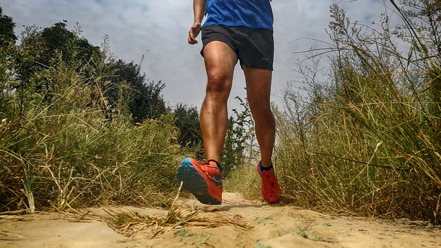 防滑耐磨的混合赛道利器，凯乐石飞翼PRO低帮跑山鞋