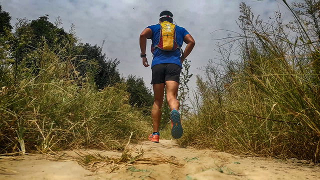 防滑耐磨的混合赛道利器，凯乐石飞翼PRO低帮跑山鞋