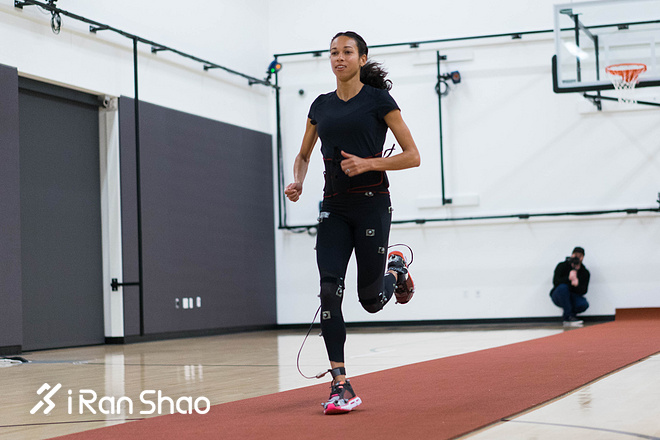 现场 | 在波特兰UA鞋类及研发中心，看HOVR Infinite发布实录