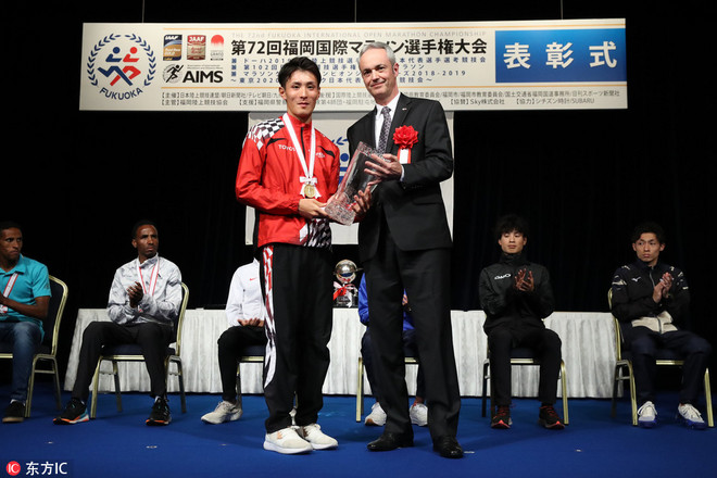 赛道速读 | 服部勇马2:07:27福冈夺冠 中国马拉松联赛即将上线