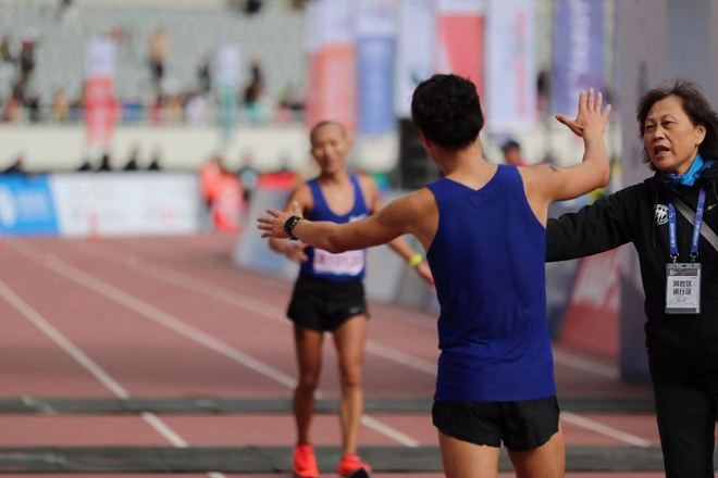 爱上我的马丨王捷：目前中国马拉松排名最高的上海人