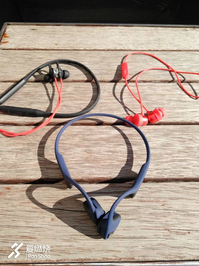 轻量舒适黑科技----韶音Trekz Air骨传导蓝牙耳机