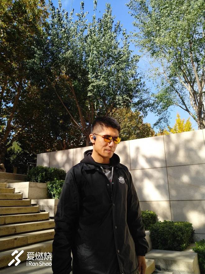 轻量舒适黑科技----韶音Trekz Air骨传导蓝牙耳机