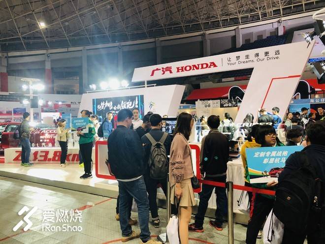 跑渣的杭马，既可欣赏风景，又可突破自我