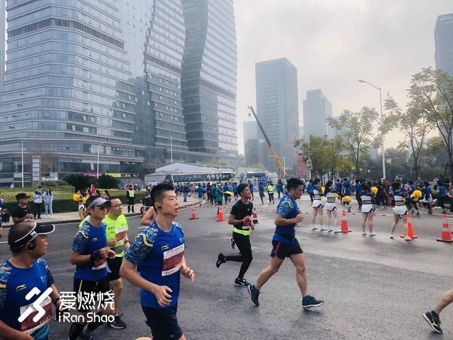 跑渣的杭马，既可欣赏风景，又可突破自我