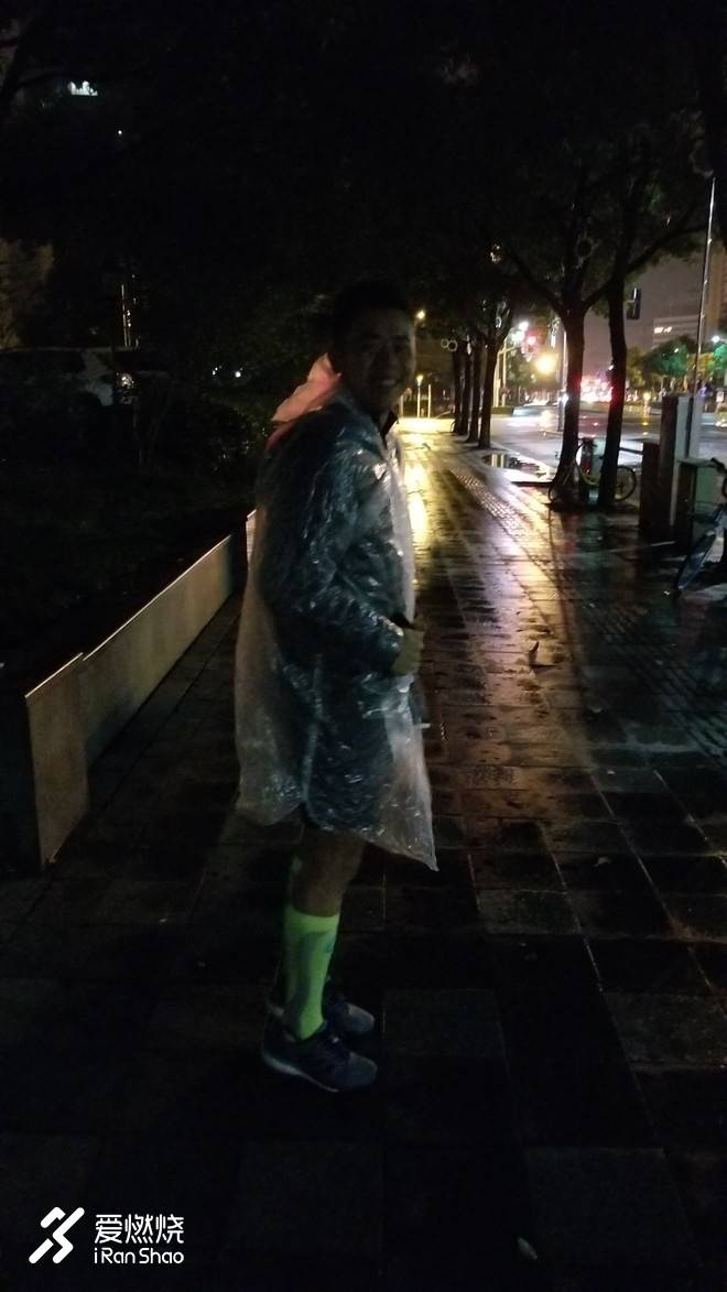 2018上海马拉松----我又爱又恨的首马