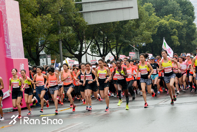 现场丨今天的跑道 妳说了算！