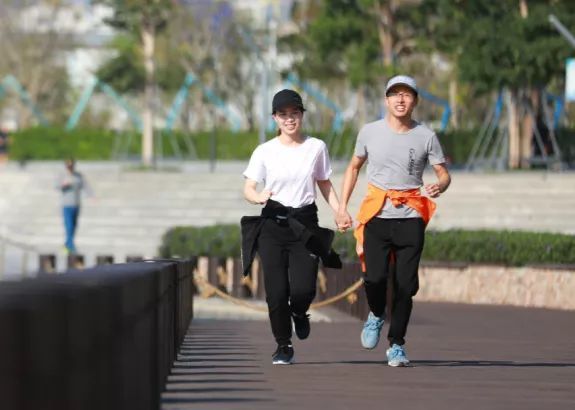 当"食"力派遇见运动派 ，深马官方训练营第五期Cp感爆棚