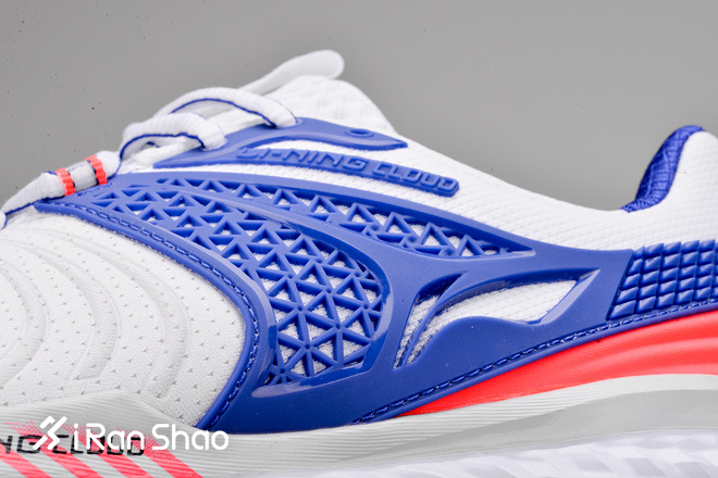 跑鞋 | 冲破云霄 李宁云五代系列跑鞋评测