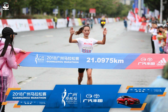 赛道速读 | 李子成广马卫冕国内第一 半程大四生三连冠 大迫杰亚洲纪录被打破