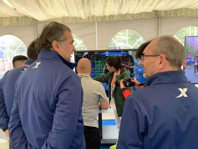 深南大道三万人一起飞奔的盛宴，除了震撼还有感动！