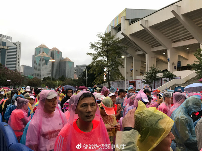 赛道速读 | 李子成广马卫冕国内第一 半程大四生三连冠 大迫杰亚洲纪录被打破