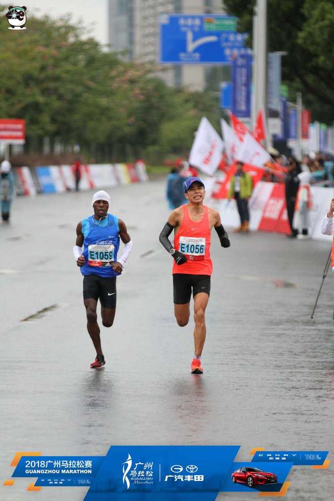 赛道速读 | 李子成广马卫冕国内第一 半程大四生三连冠 大迫杰亚洲纪录被打破