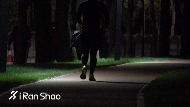视频丨你曾在深夜12点和凌晨5点跑过步吗？