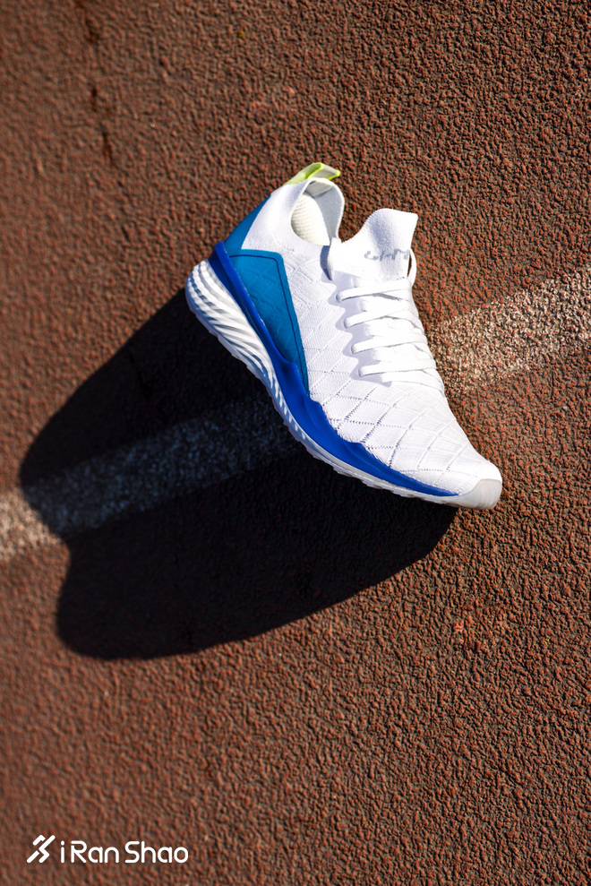 跑鞋 | 冲破云霄 李宁云五代系列跑鞋评测