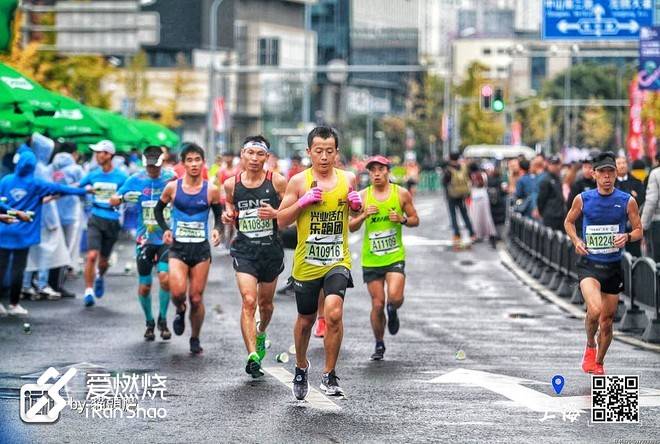 时光催人老，老汉快快跑