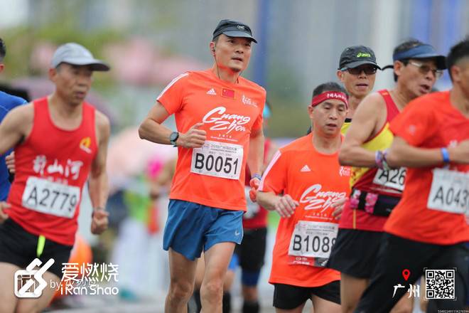 冷雨飞扬方显英雄本色 ——2018广马跑记