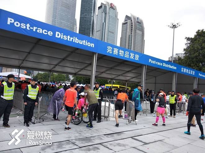 跑荒大步慢摇 打卡小细蛮腰—记2018广州马拉松