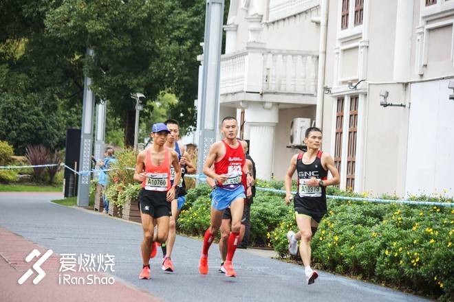 一个平庸跑者的奇幻漂流 -- 2018上海马拉松赛记