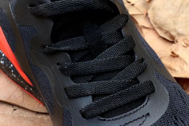 入门级跑者的福音：跑鞋也能时尚轻盈，潮流百搭