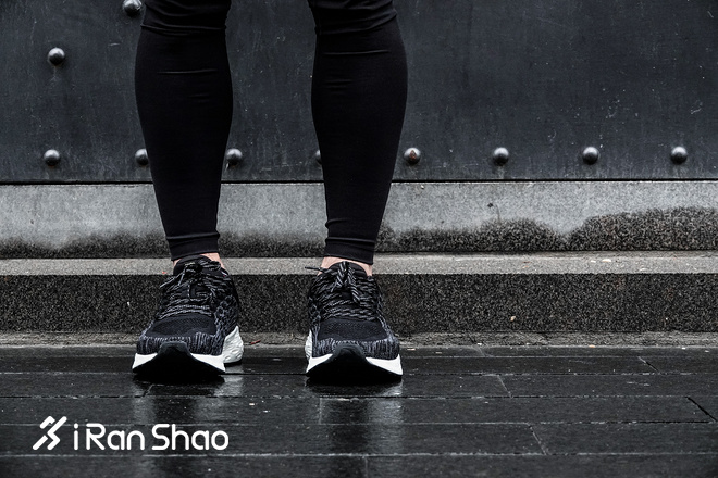 跑鞋 | 这双来自虫洞的跑鞋能激起你跑步的冲动吗?