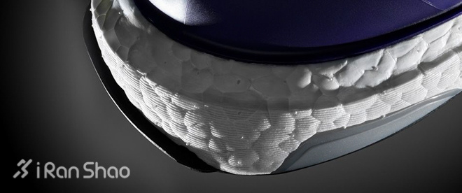 跑鞋 | 一双只有四个零件的跑鞋你敢穿吗？UltraBOOST 19 Refract评测