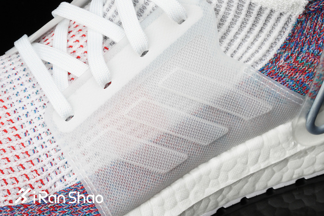 跑鞋 | 一双只有四个零件的跑鞋你敢穿吗？UltraBOOST 19 Refract评测