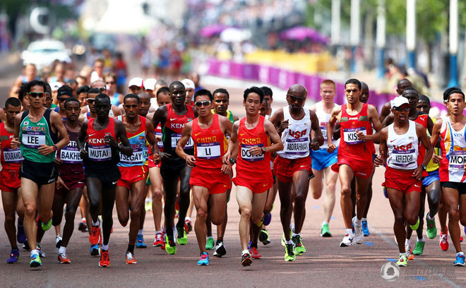 中国顶尖跑者的巅峰对决 厦马国内男女前三名独家专访