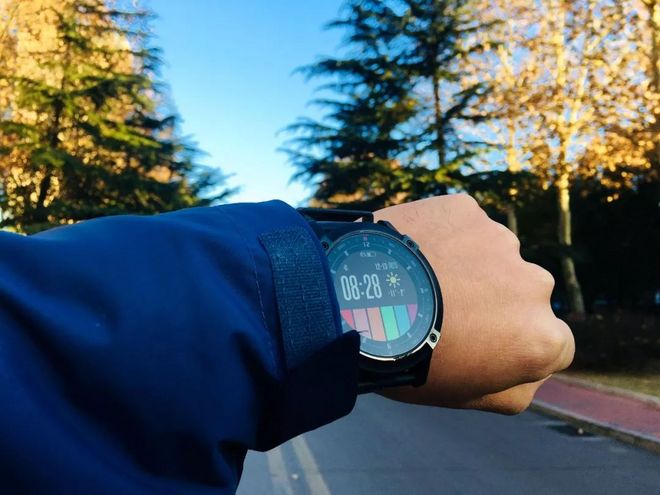 军工硬核，续航野兽：军拓铁腕5X全方位评测体验