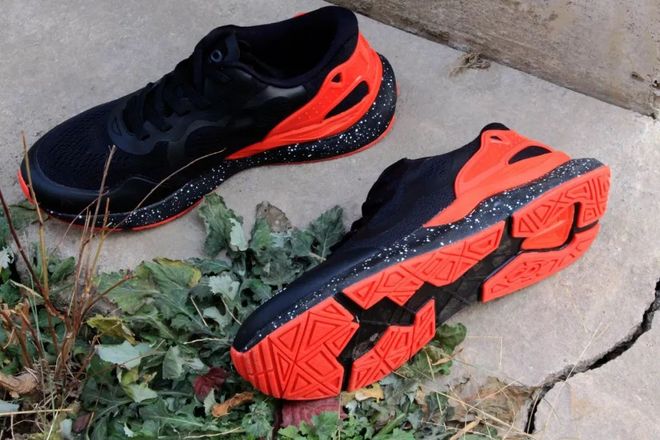 入门级跑者的福音：跑鞋也能时尚轻盈，潮流百搭