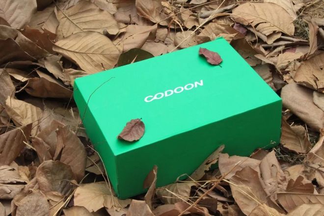 入门级跑者的福音：跑鞋也能时尚轻盈，潮流百搭