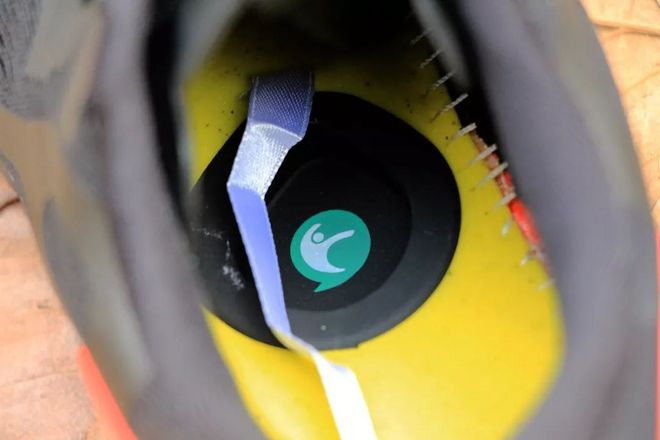 入门级跑者的福音：跑鞋也能时尚轻盈，潮流百搭