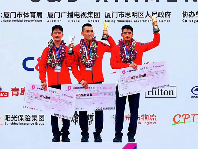 中国顶尖跑者的巅峰对决 厦马国内男女前三名独家专访