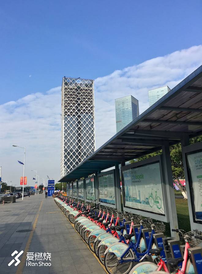 2018年深圳宝安国际马拉松赛