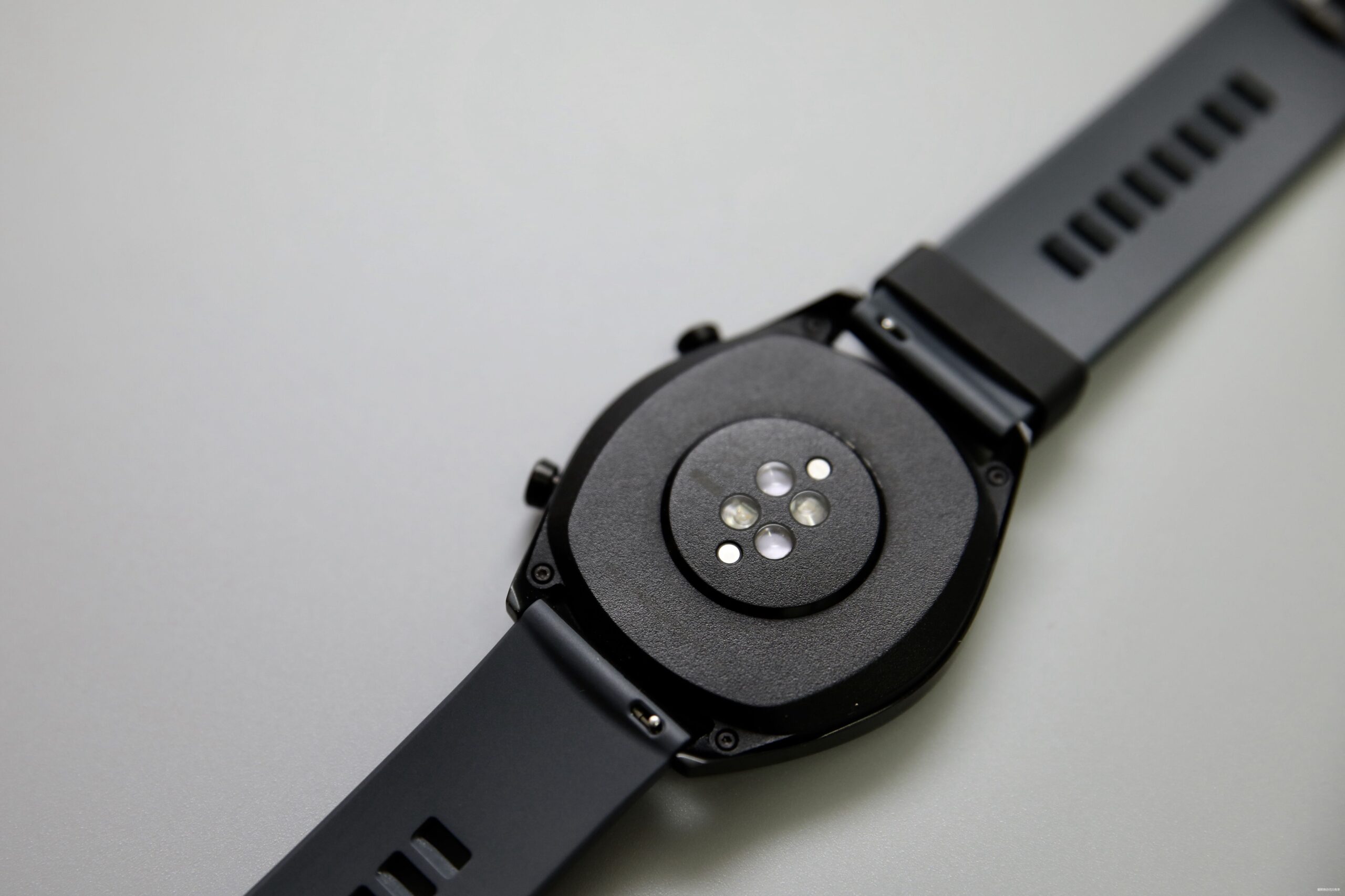 不吹不黑，这一次我真的看到了华为的改变