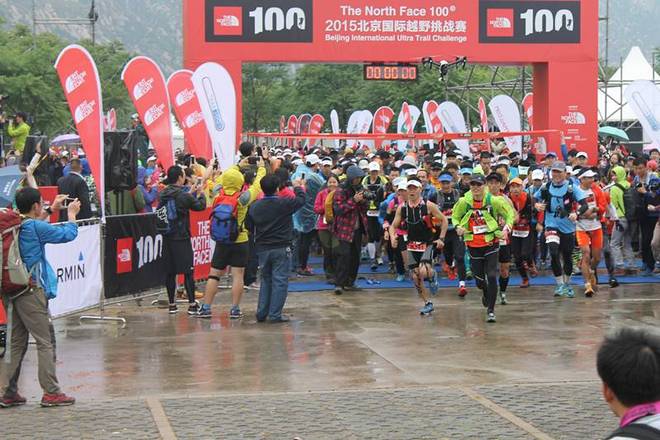 “汇跑，门百”, 同样的吸引力