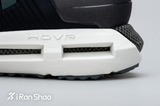 跑鞋 | 无穷与幻影：UA HOVR Infinite vs HOVR Phantom SE 极致缓冲的双重定义