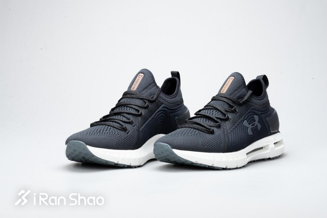 跑鞋 | 无穷与幻影：UA HOVR Infinite vs HOVR Phantom SE 极致缓冲的双重定义