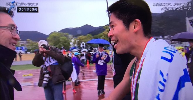 莫法拉成功卫冕、基普桑这次没有退赛丨跑圈十件事